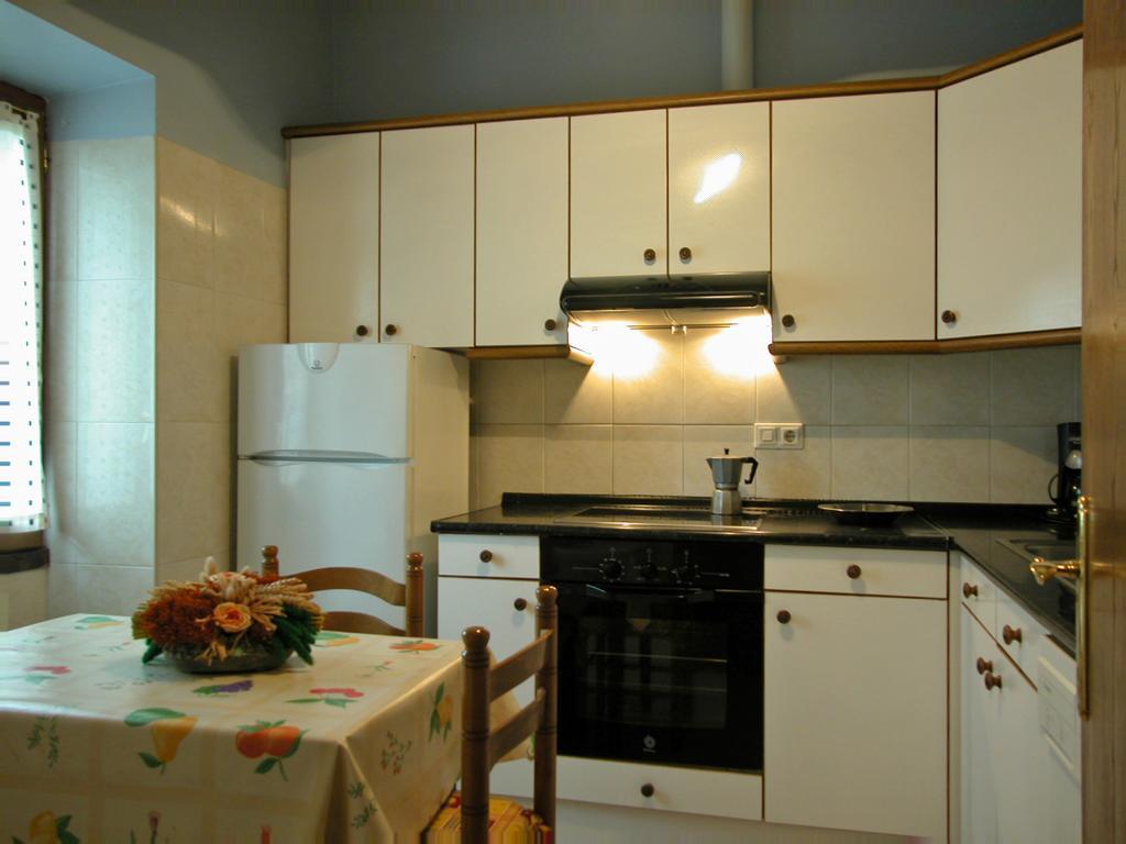 Casa Rural Petisansenea II Zuaztoy de Azpilcueta Exteriör bild